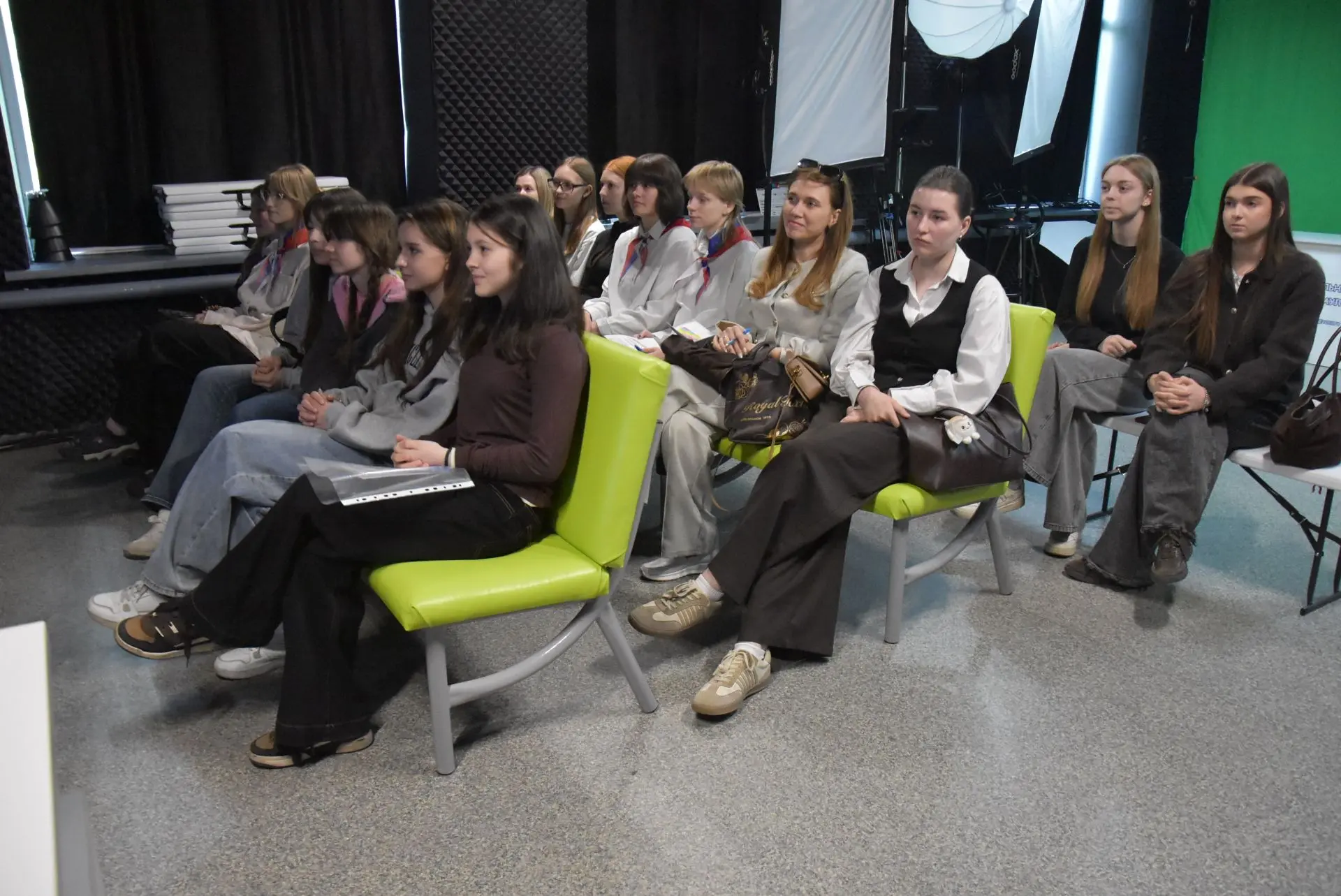 📹В Барнауле состоялся медиаинтенсив «МедиаСфера»   На базе Барнаульского городского детско-юношеског