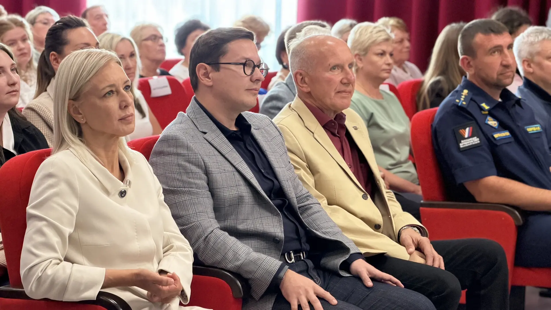 🧑‍🏫 Сегодня вместе с коллегами принял участие в традиционной педагогической конференции