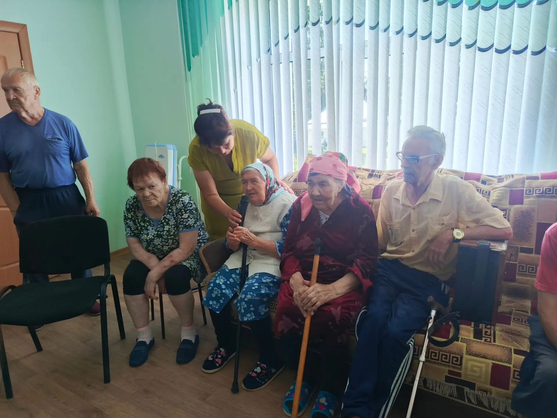 💃Сегодня в доме - интернате провели песенно-танцевальный час.