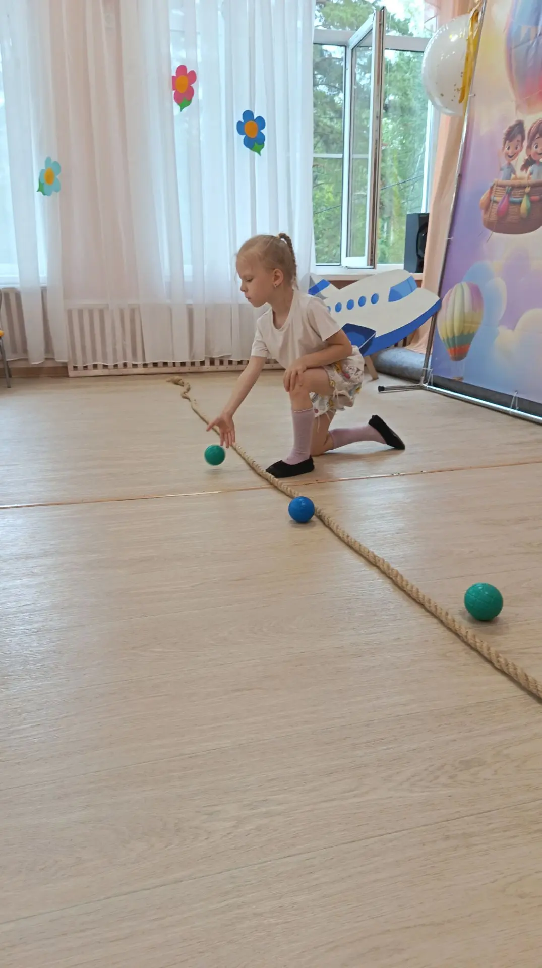 ⚾🥎 На "Школе мяча" наши воспитанники осваивают правила игры бочча. 
Бочче (или бочча) — это древняя
