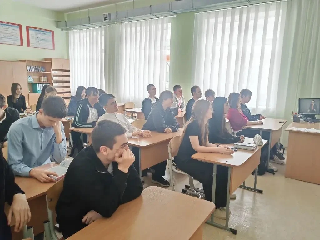 🏠 Урок «Жилищные услуги»: учимся быть грамотными собственниками!  27 марта в нашей школе для обучающ
