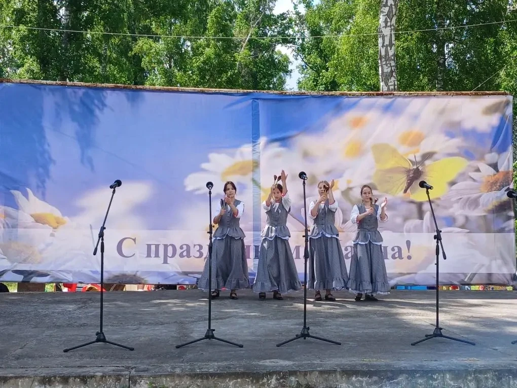 ❤️Сегодня у нас двойной праздник: День России и день рождения нашего любимого поселка! 

☀️Погода за
