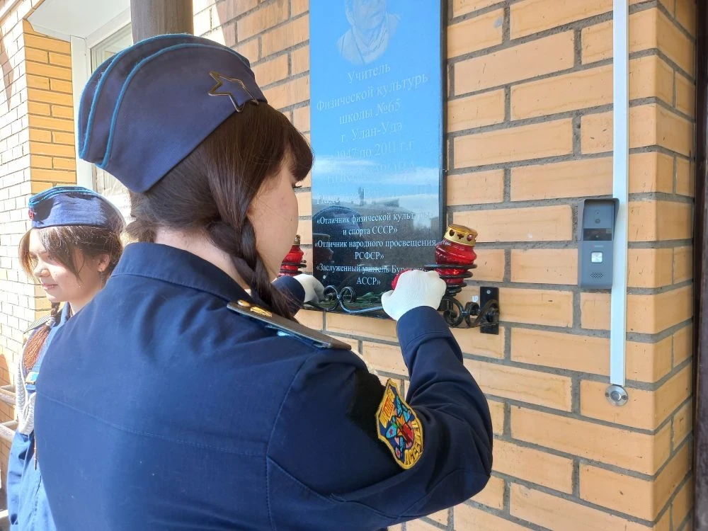 🌟Память, гордость, уважение: в школе прошёл митинг в честь 81-й годовщины Великой Победы🌟    81 год 