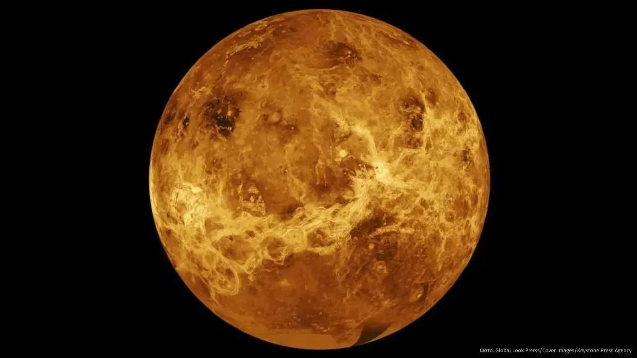Венера может быть геологически живой планетой

🛰️ Учёные выявили признаки недавней тектонической ак