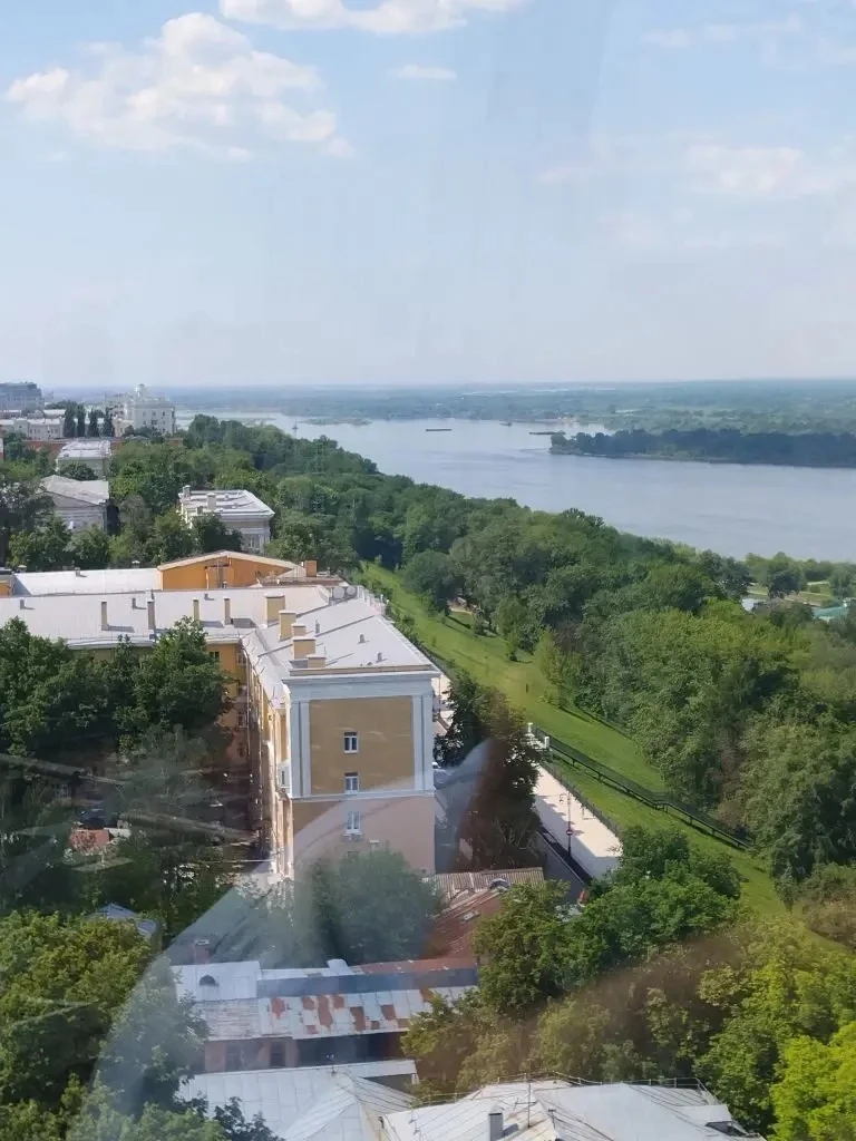 Какой чудесный день!   📍20 мая учебная группа 1 дЭБ, вместе с куратором доцентом кафедры Поповым А. 
