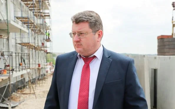 Пролетарский районный суд начнет рассматривать дело бывшего председателя КИЗО Андрея Слепцова. Перво