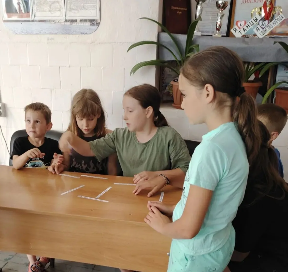 В СДК х. Новая Бахмутовка прошла детская викторина «Летние приключения!» 🌞 Ребята отве...