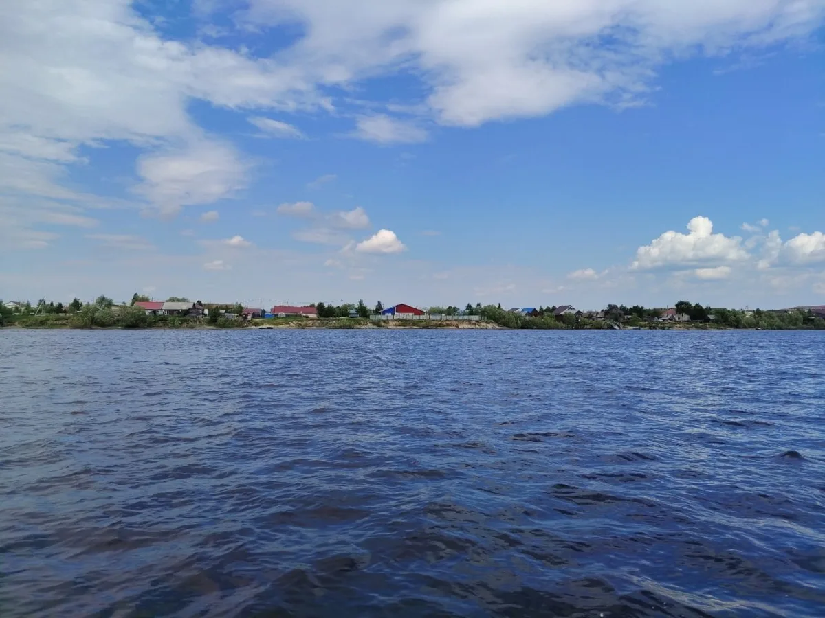 Красивое место где-то на Ямале. А у вас за пределами города есть свои любимые места, ку...