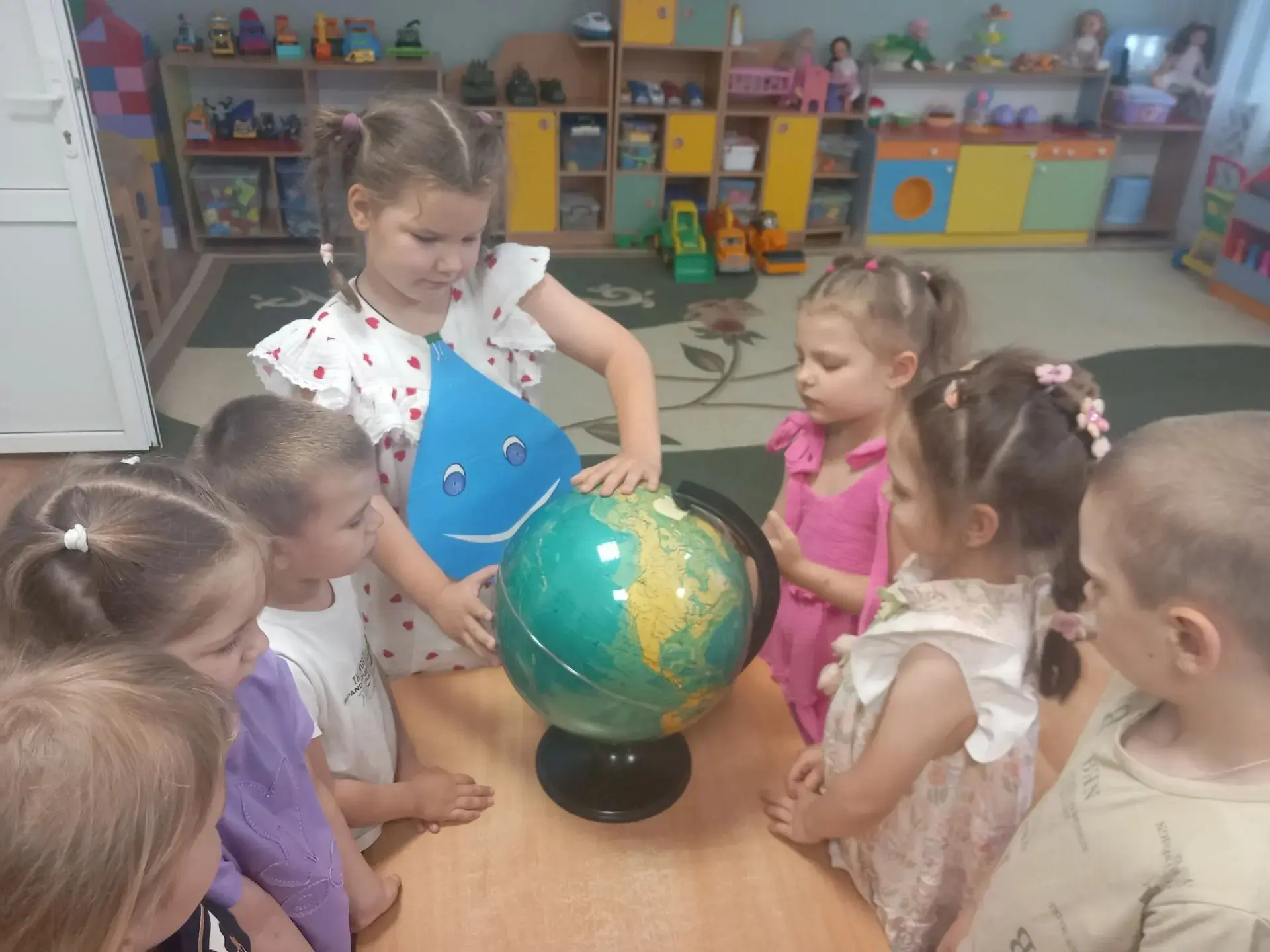 🌊💧 День воды и чистоты 🧼🛁

Сегодня в нашем детском саду прошёл замечательный праздник — День вод