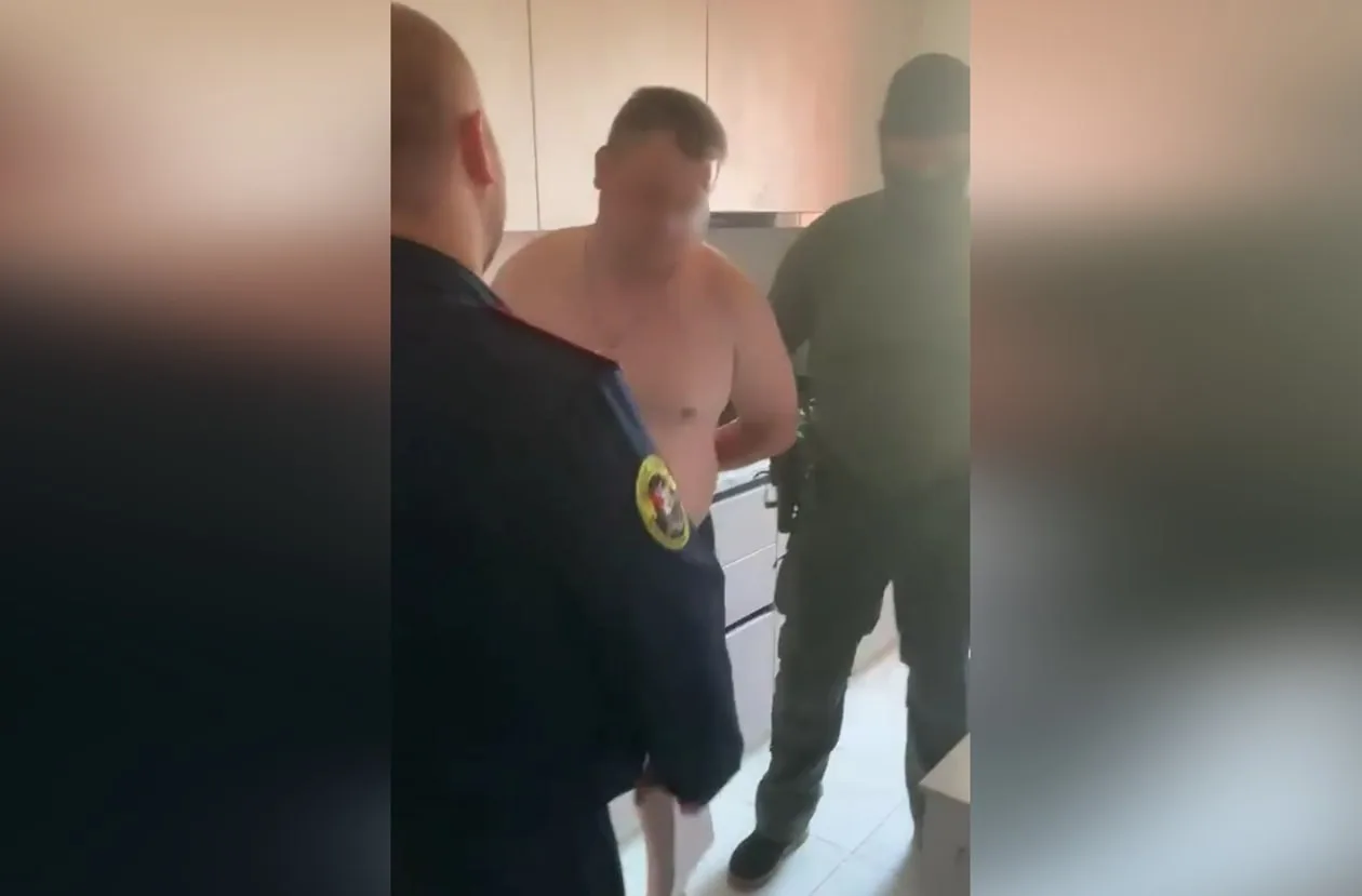 В Ставрополе арестовали инспектора ДПС за мошенничество.