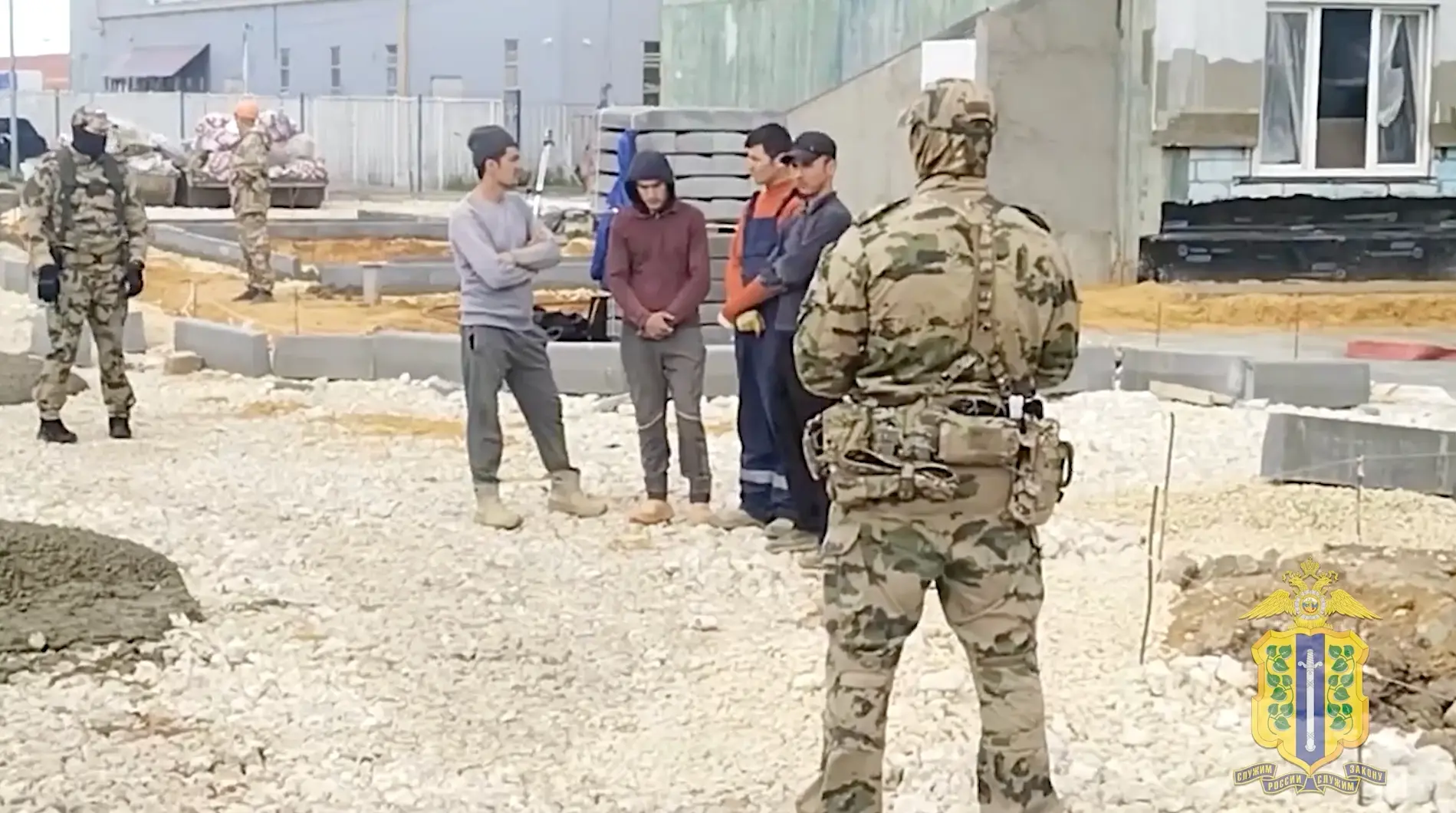 🚔 В Липецкой области прошёл рейд «Нелегал»

Полиция, ФСБ и Росгвардия проверяли, где живут и работа