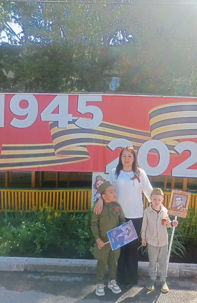 🎉 Фестиваль «Победа в наших сердцах» в ДОУ № 82! 🎉

Добрый день, дорогие родители, малыши и все на