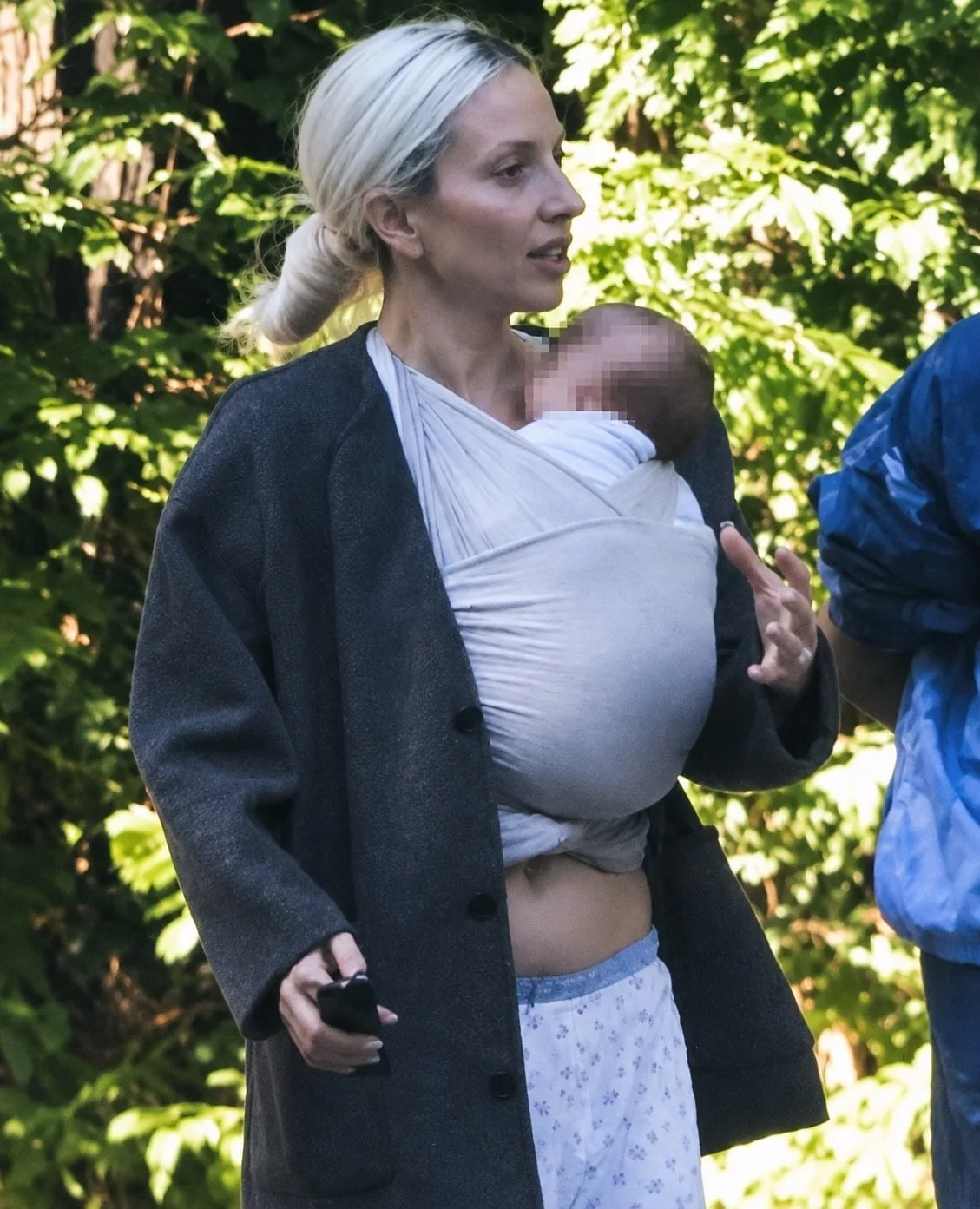 👶 40-летняя певица и актриса Леди Гага впервые стала мамой!