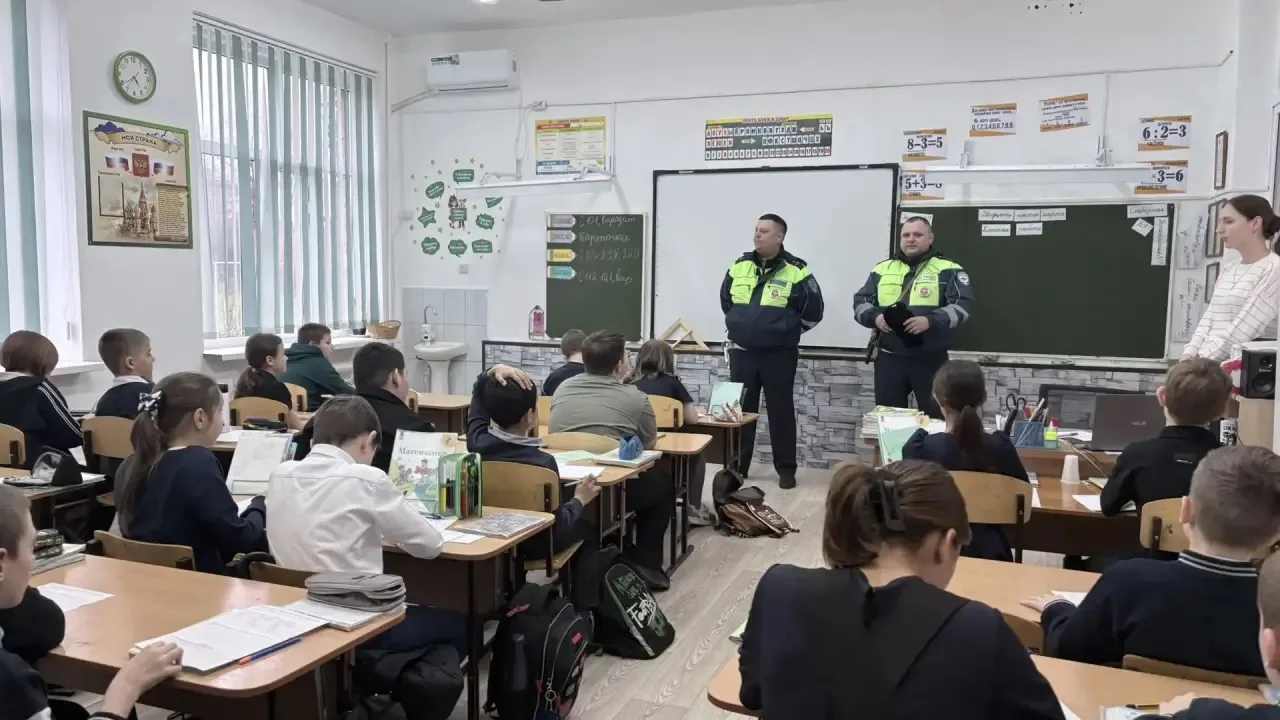 Важная встреча: правила дорожного движения от инспекторов ДПС