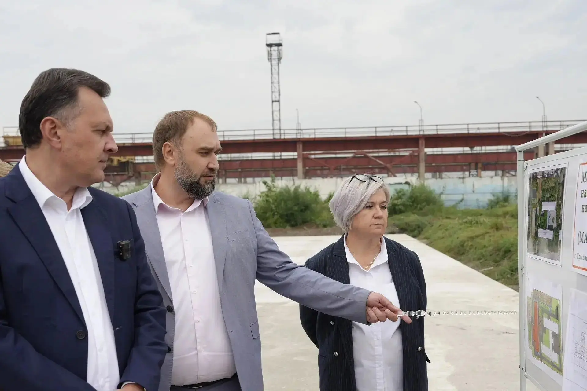 В Красноярске начали готовить площадку под новый модульный корпус школы № 76