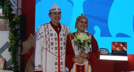 Более 400 пар планируют пожениться в Чувашии в октябре
