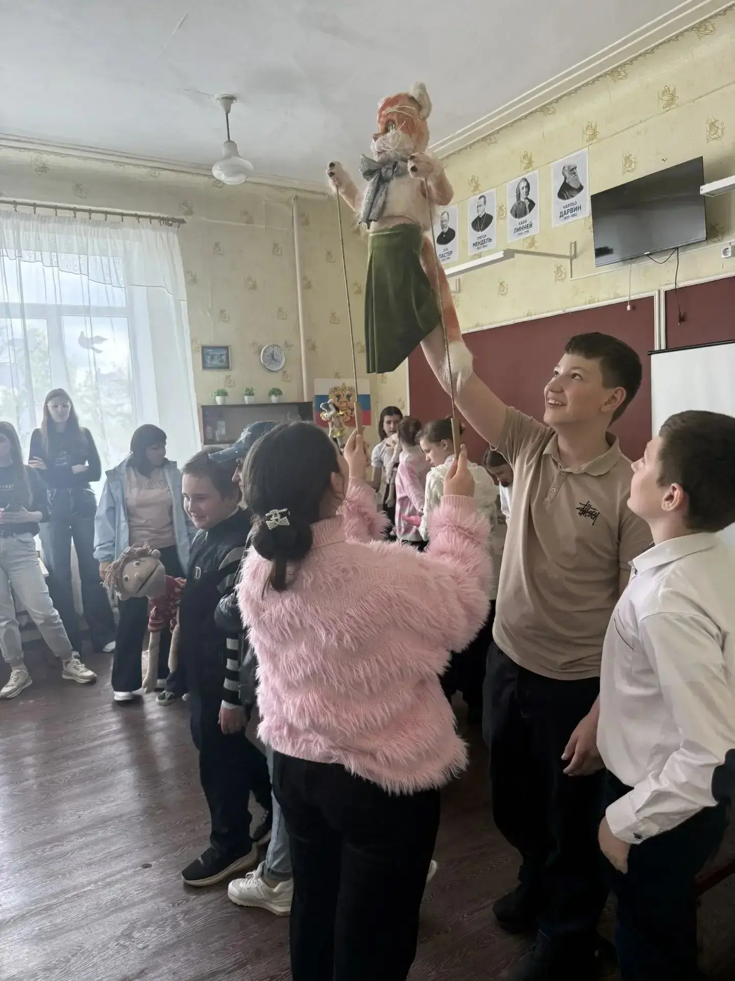 Кукольный театр: добро, безопасность и яркие уроки для юных макеевчан  Искусство и безопасность – ка
