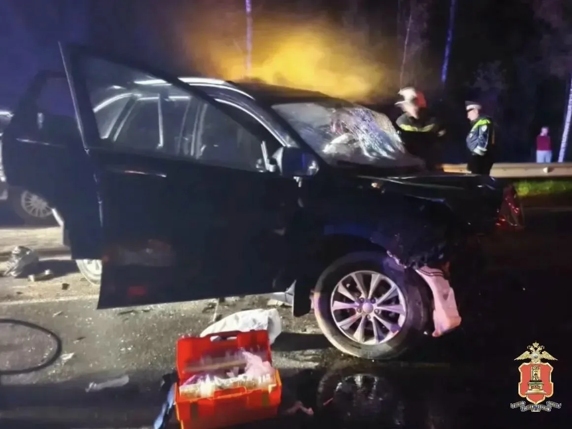 В Тверской области три человека погибли в ДТП после выезда на встречную полосу