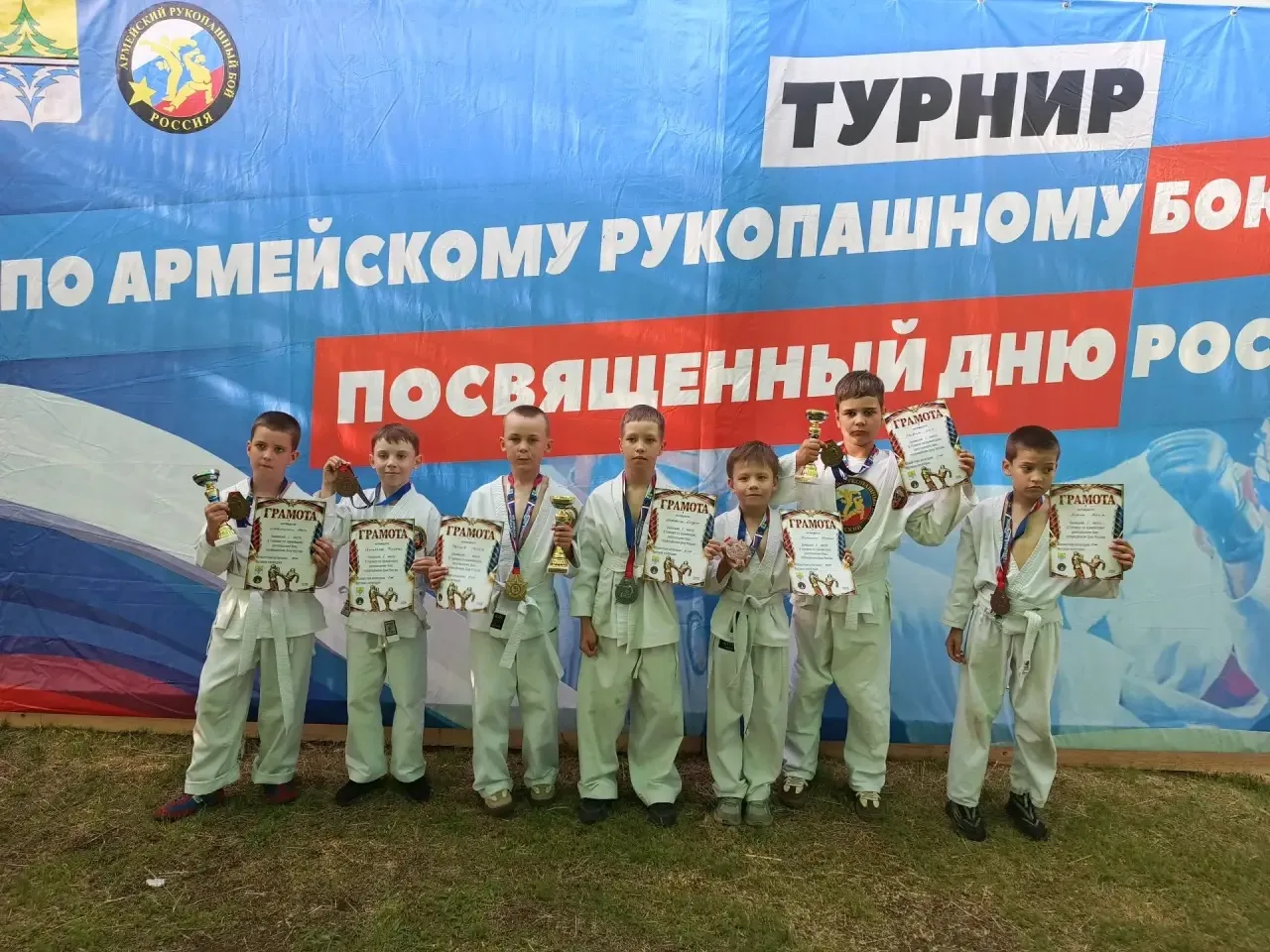 Гордость Чунского округа: наши ребята взяли медали на турнире по армейскому рукопашному...