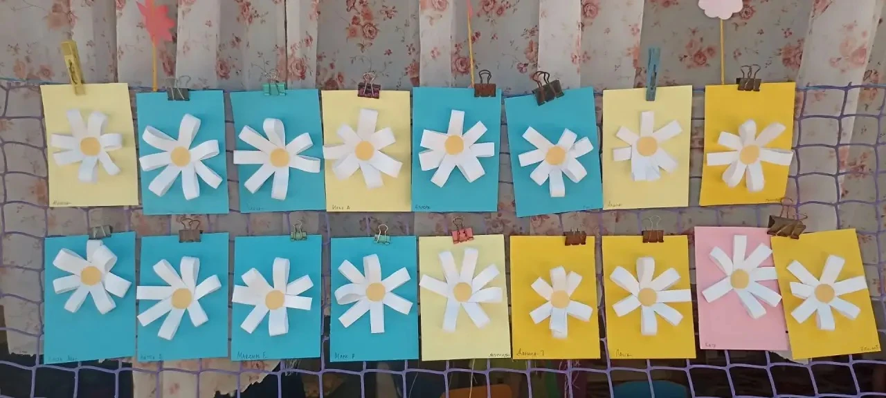 🌼 **23 июня — День ромашки!** 🌼

В этот чудесный, солнечный день ребята из группы «Барбарики» сдел