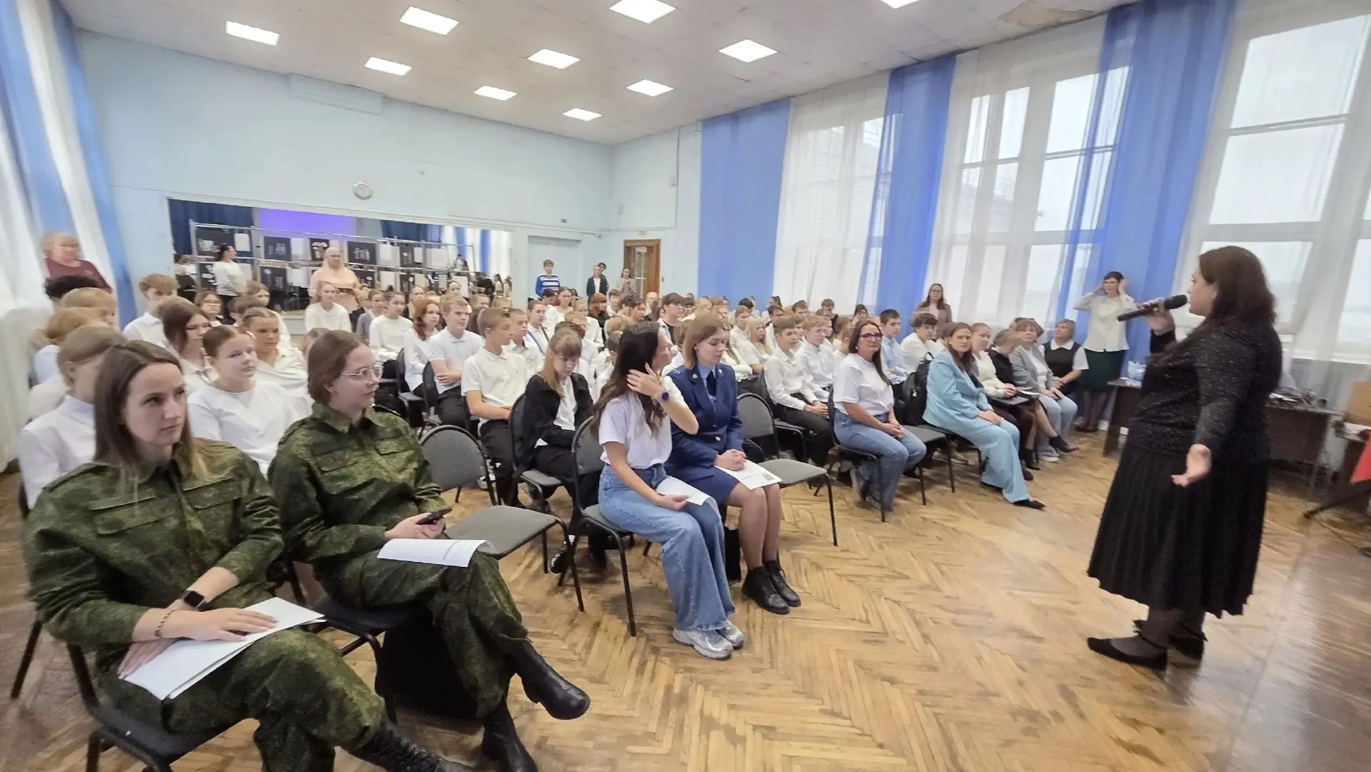 🧑‍💻📱«Правовой штурм»: как «Социальный центр SOS» учит подростков ориентироваться в ц...