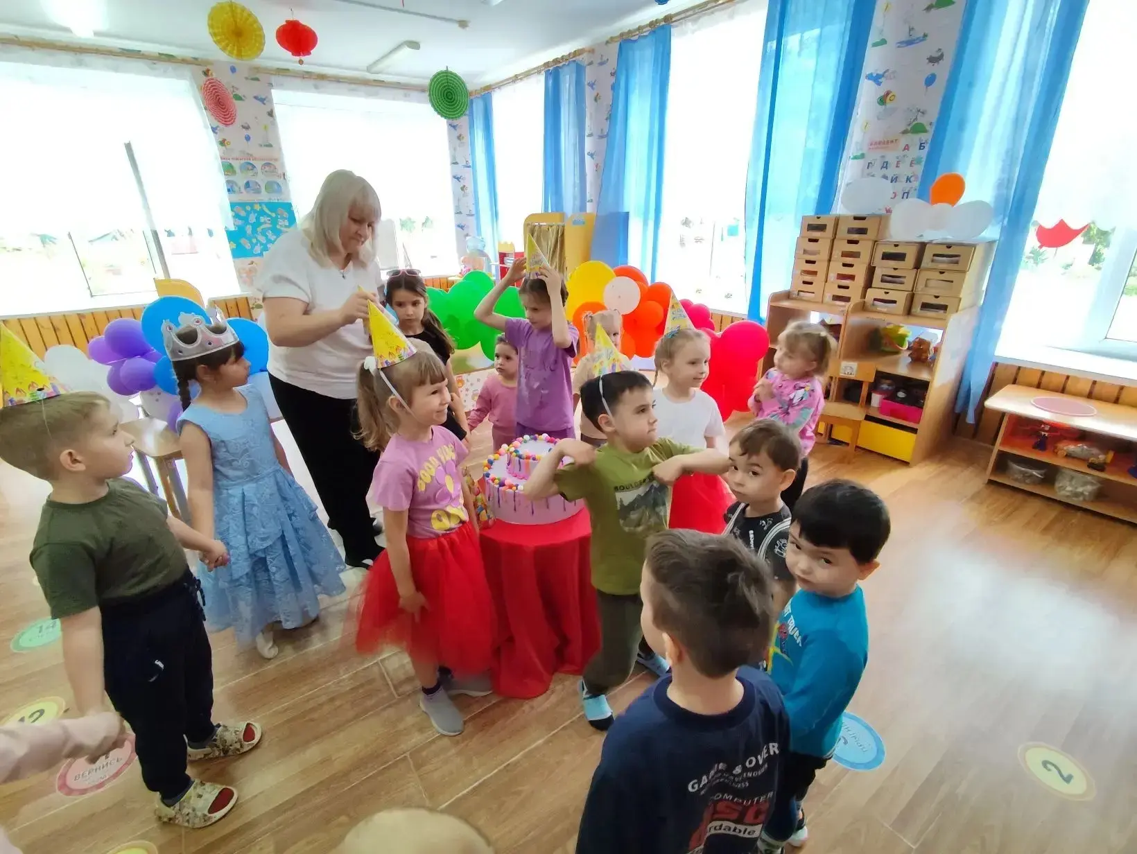 🌸 Весенние именинники:  море улыбок, песен и веселья!