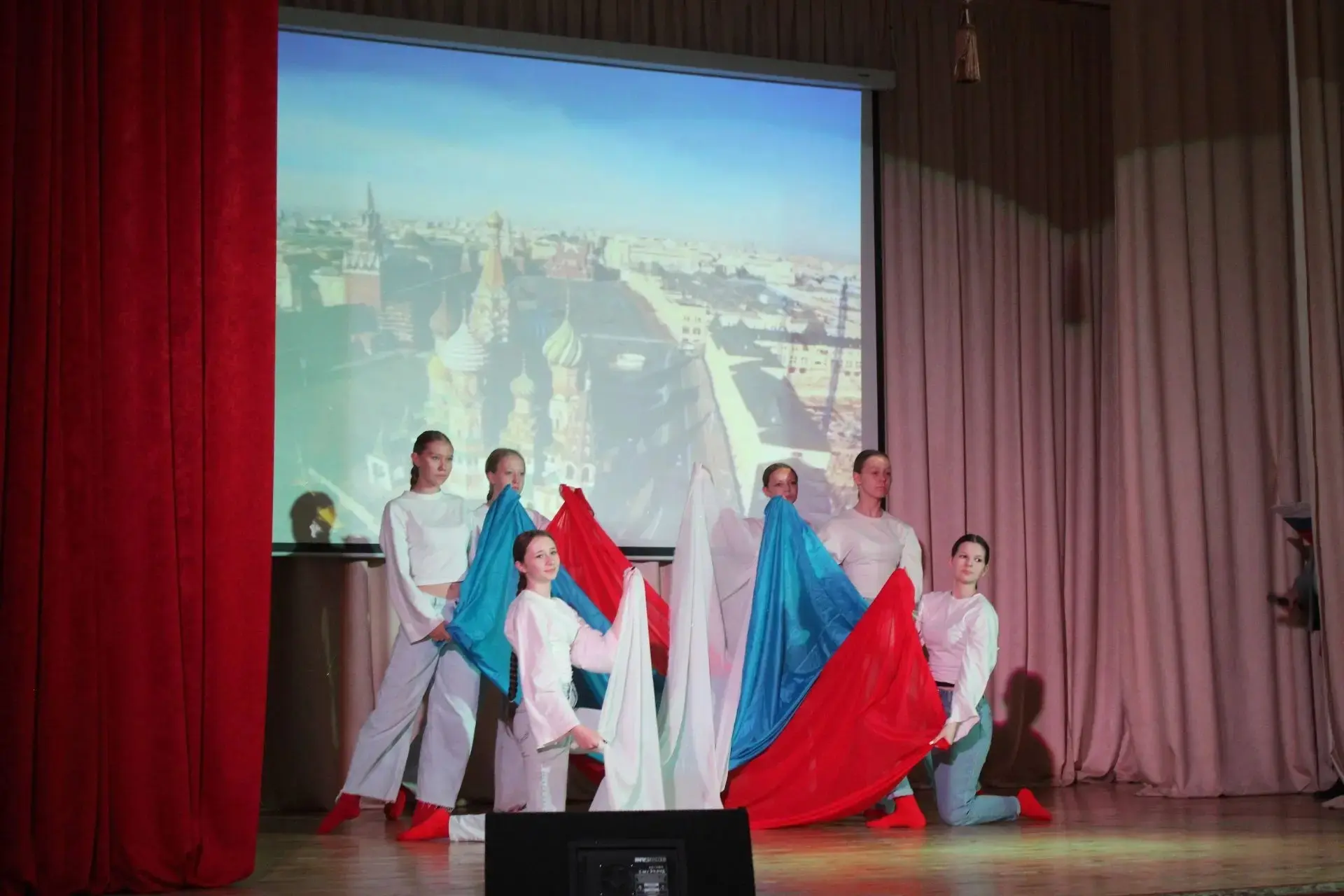 🇷🇺Дорогие друзья!🇷🇺
Хореографический коллектив "Вдохновение" вновь заряжен энергией и всплеском 