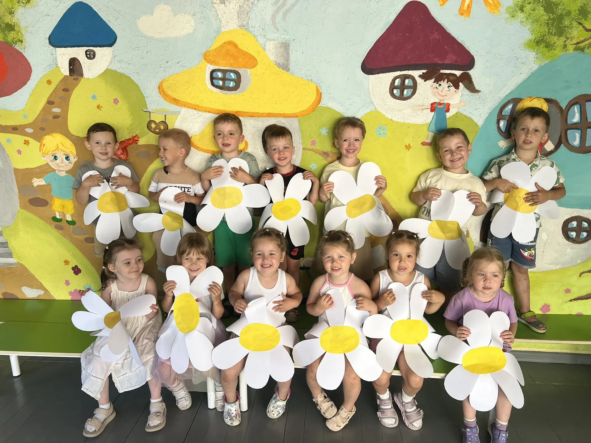 С днем семьи , любви и верности ❤️ 2 группа.