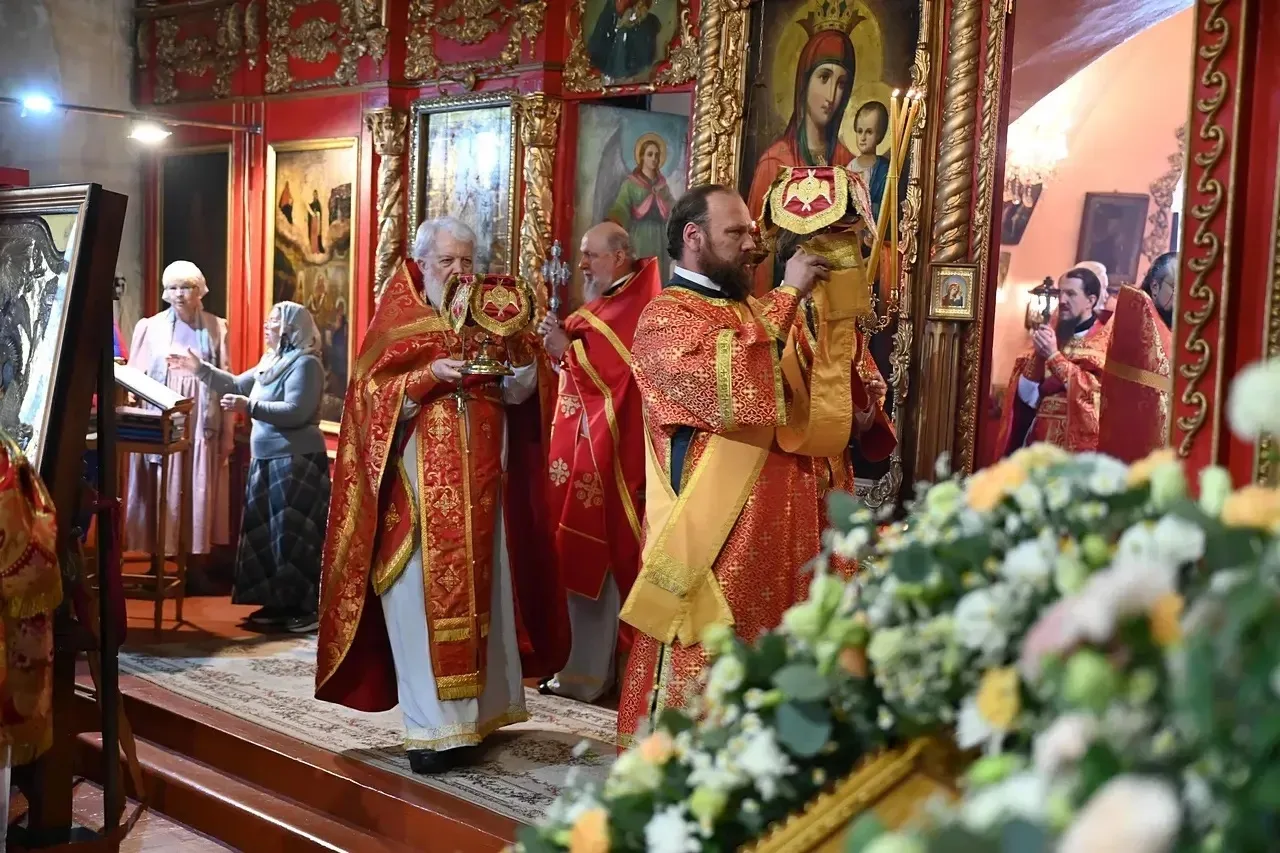 Архиерейское богослужение в день Отдания праздника Пасхи и день памяти иркутского священномученика М
