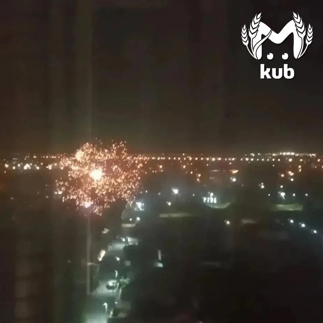 Жители Краснодара устроили запуск салюта во время объявленной опасности атаки БПЛА.