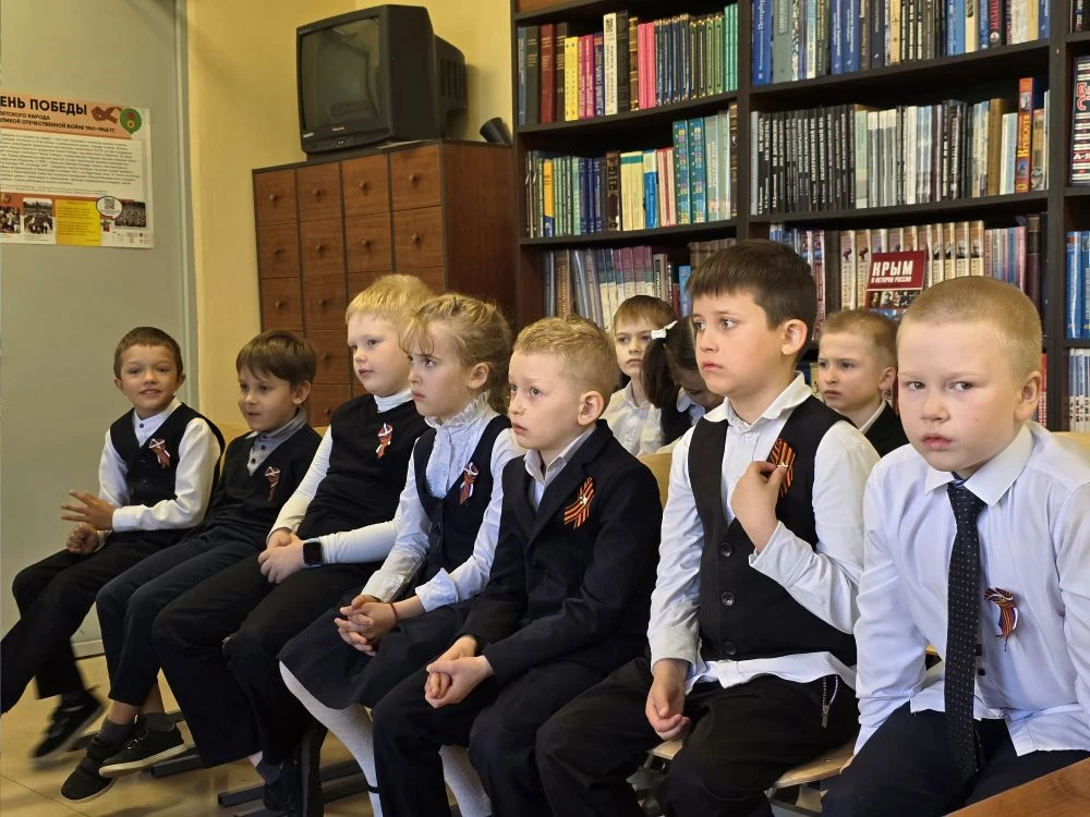 🎗 Помним, гордимся и чтим! 🎗   📢Итоги школьного конкурса чтецов «Мы о войне стихами говорим», посвящ