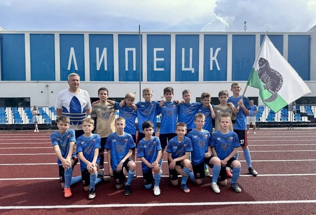🏆⚽️ Команда «Лидер» из города Боброва с блеском выступила на турнире по футболу МРО "Ц...