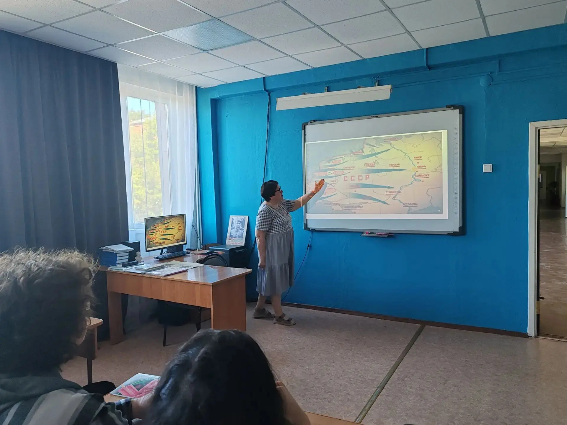 В преддверии Дня памяти и скорби в нашем техникуме состоялся информационный час «Тот самый длинный д