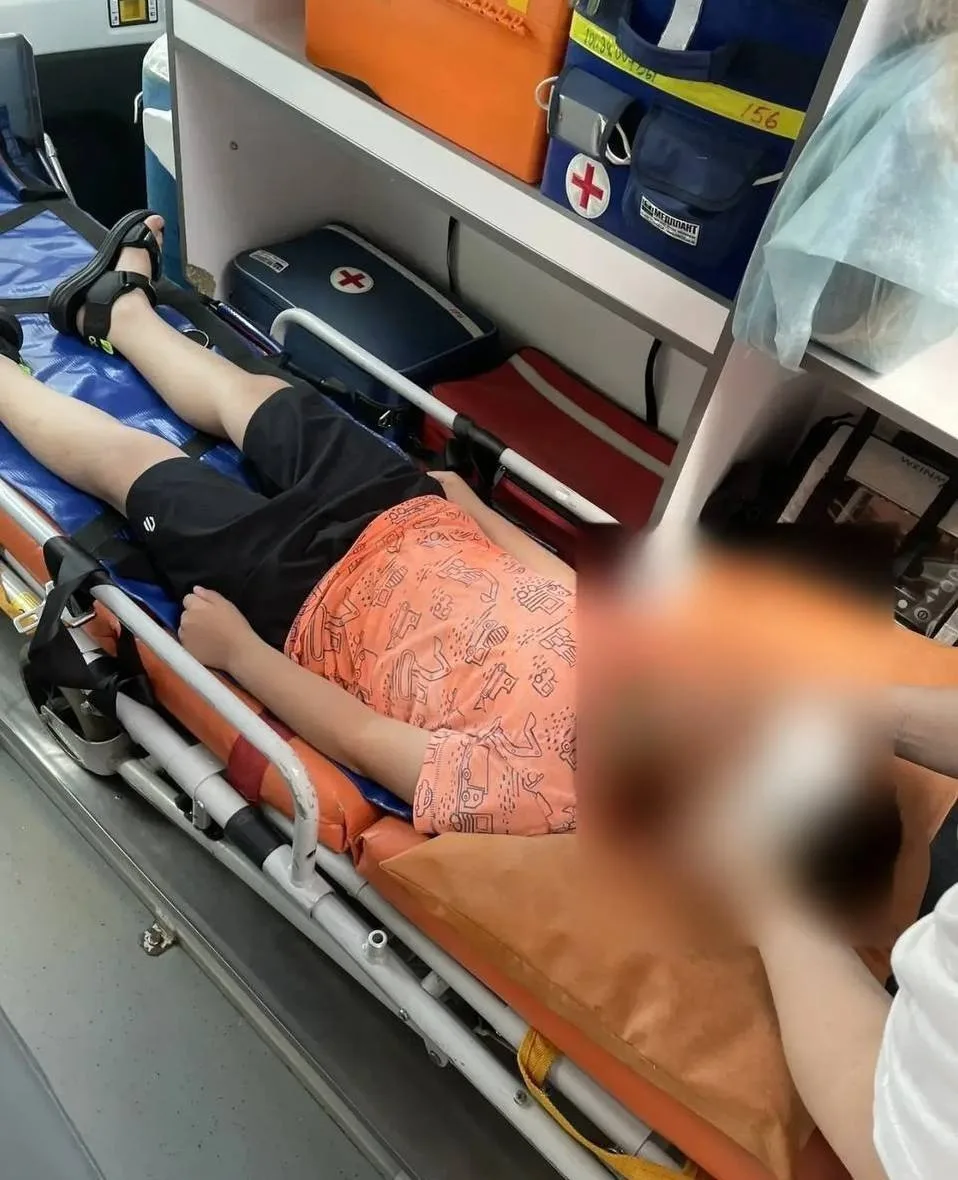 😓 Самокатчик сбил маленького мальчика на детской площадке в Балашихе и уехал с места ДТП — ребенка 