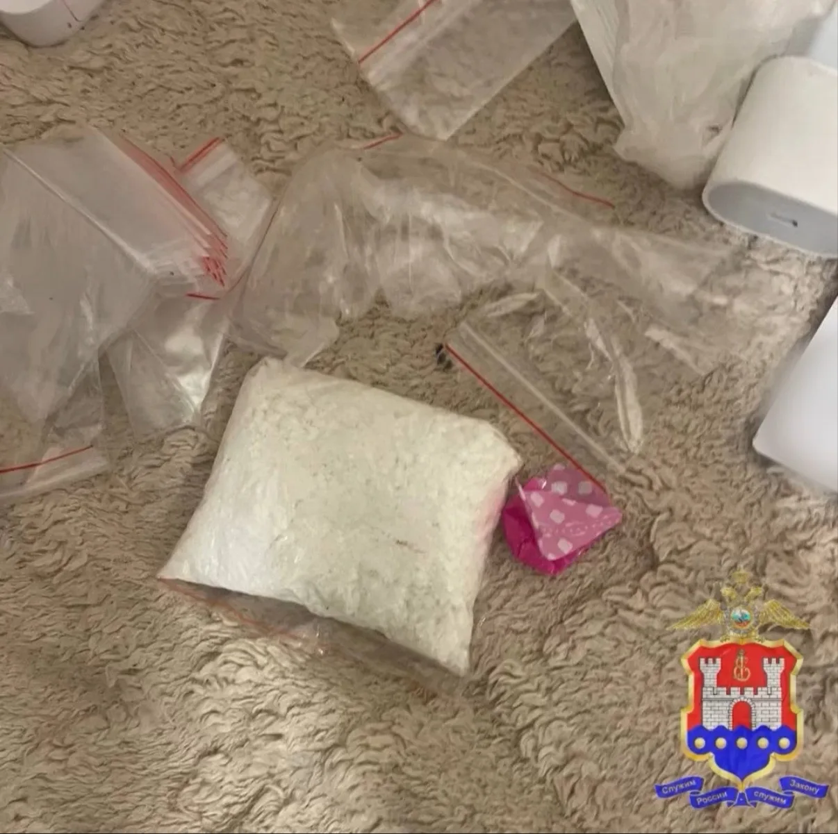 ⚡️В Калининграде сотрудниками полиции пресечена деятельность сбытчика наркотиков❗️
 
Оперативники от