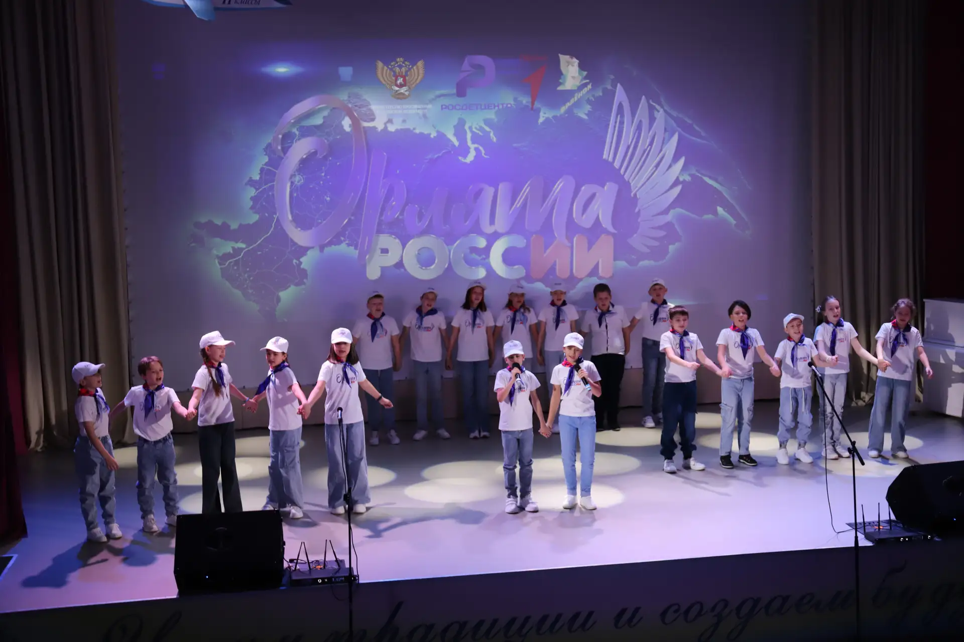Настоящим орлятам не страшны никакие морозы! 🇷🇺🦅 Сегодня наши первоклассники приняли участие в торже