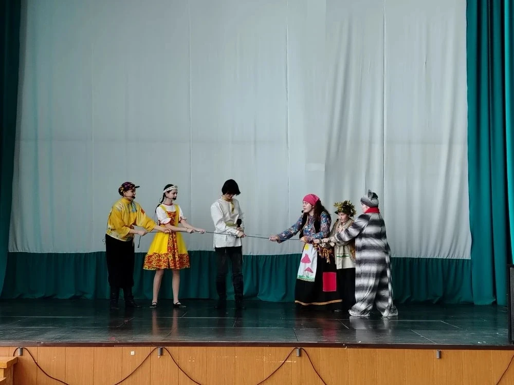 🎉 Весенний лагерь «Салют» открыт! 🎉  30 марта в нашей школе состоялось торжественное открытие весенн