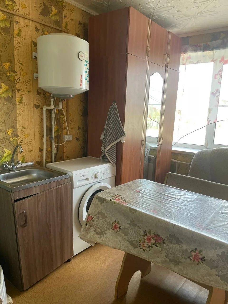 Продаются комнаты в общежитие, по улице Новая 16, общая площадь 21,8 кв.м,
