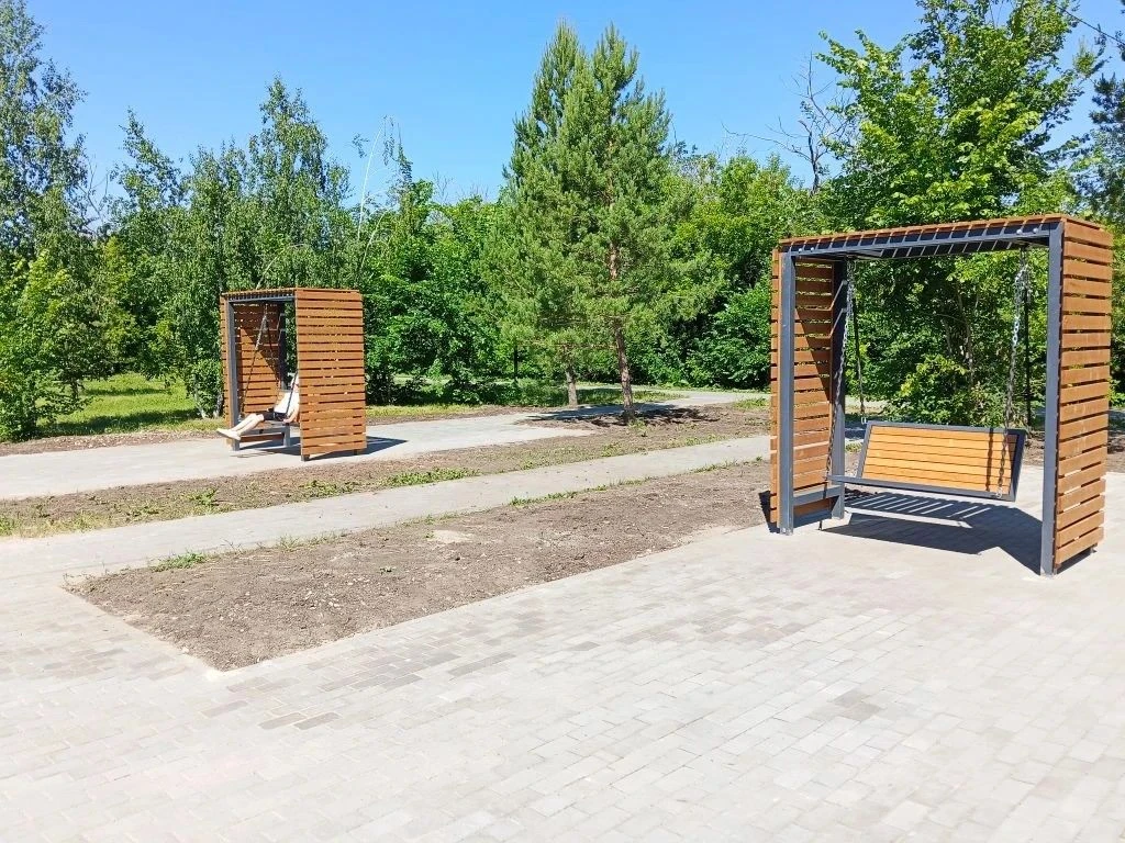 🌳☀️В Русско-Полянском парке появились новые зоны отдыха!

В рамках реализации программы «Формирован
