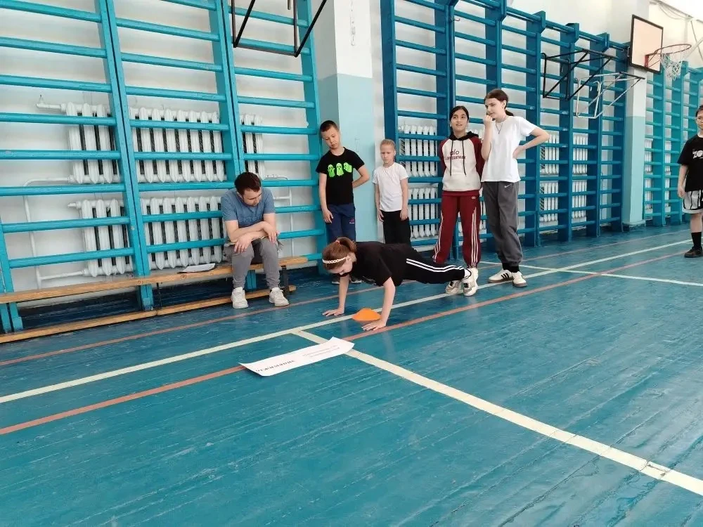 💪 День здоровья в школе: сдаём нормы ГТО!   🏃7 апреля в 1‑м корпусе прошёл настоящий праздник спорта