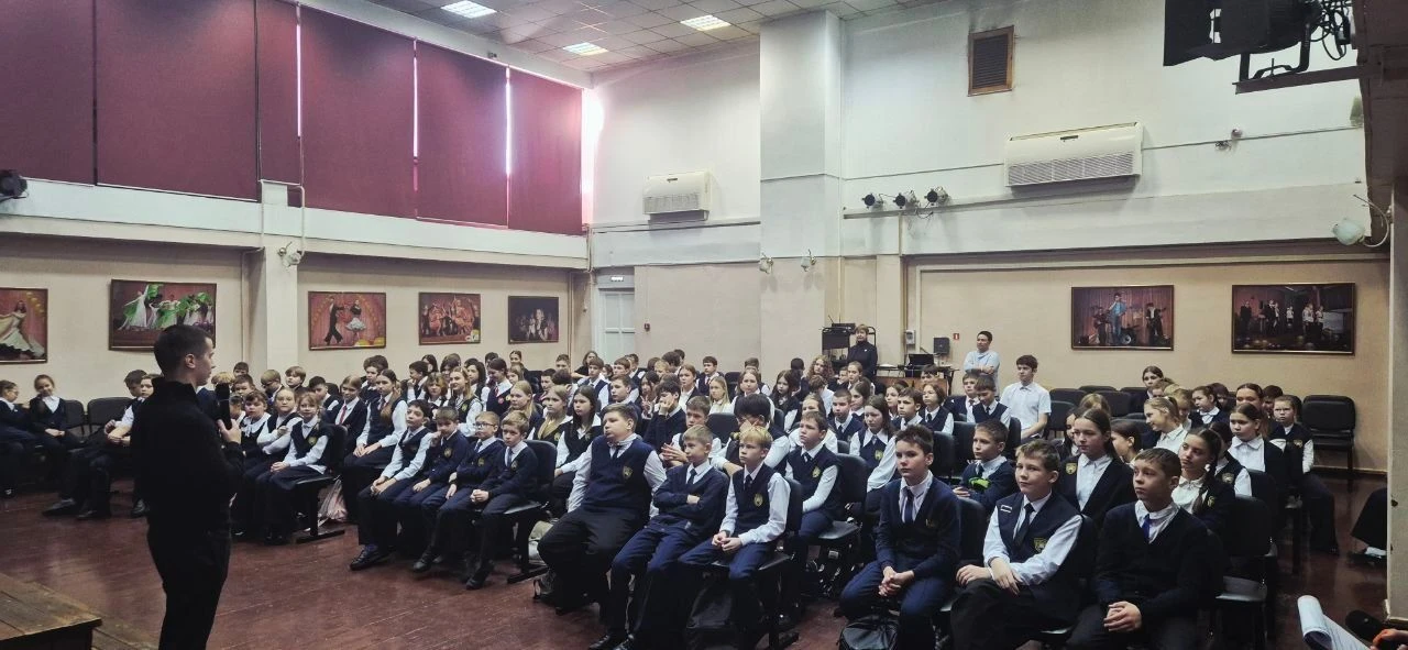 «Самое лучшее предназначение есть защищать своё Отечество» Г.Р. Державин 9 декабря в России отмечают