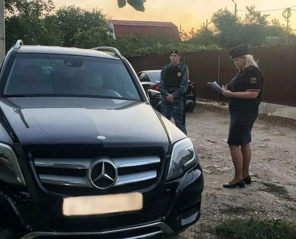 👀Долг в 7 миллионов рублей может стоить астраханцу его элитного Mercedes