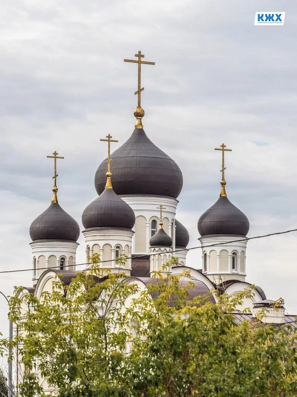 Храм Живоначальной Троицы на Святоозёрской