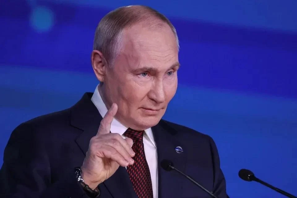 🇷🇺 Сегодня свой день рождения отмечает Президент Российской Федерации Владимир Путин.
