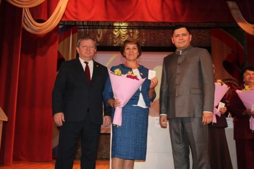 ✨✨✨От всей души поздравляем  Салахову Гульназ Аслямовну, учителя родного языка и литера...