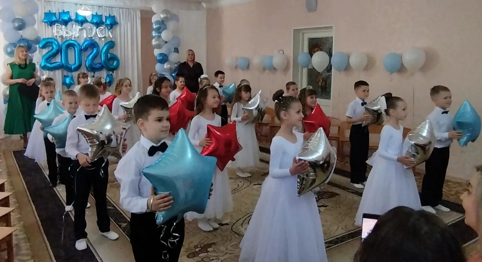 «До свидания, детский сад! В добрый путь, выпускники!» 🎈