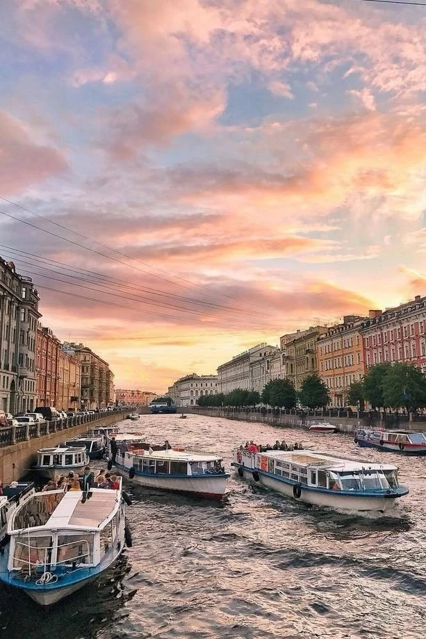 ☀Погода в Санкт-Петербурге 26 марта 2026 года.  Облачно с прояснениями. Ночью без существенных осадк