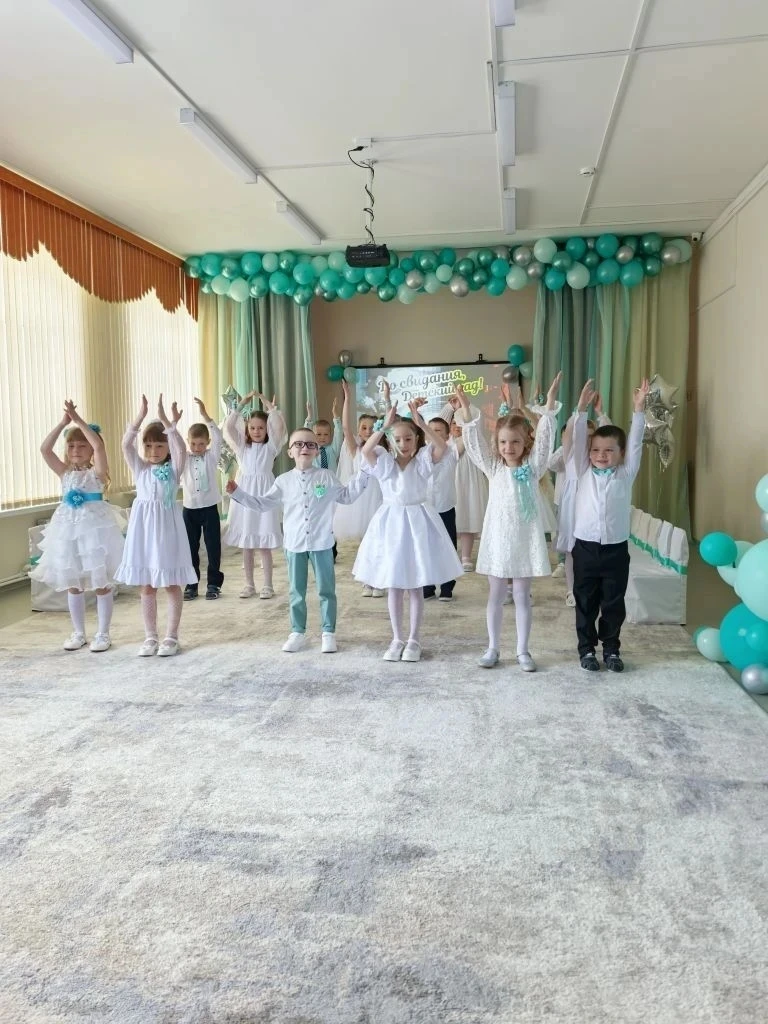 Наш выпускной в "Карамельках": Волшебство "Летучего корабля" и море талантов!