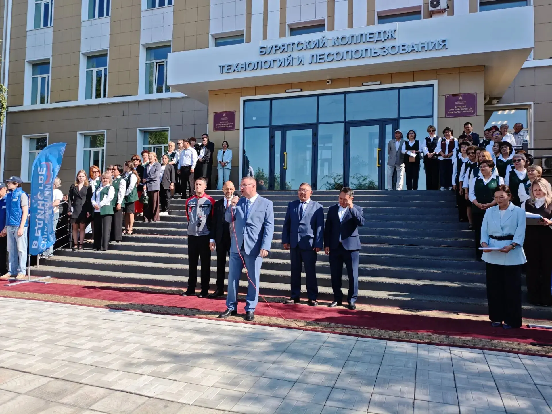Торжественная линейка в День Знаний! 🍁🎓