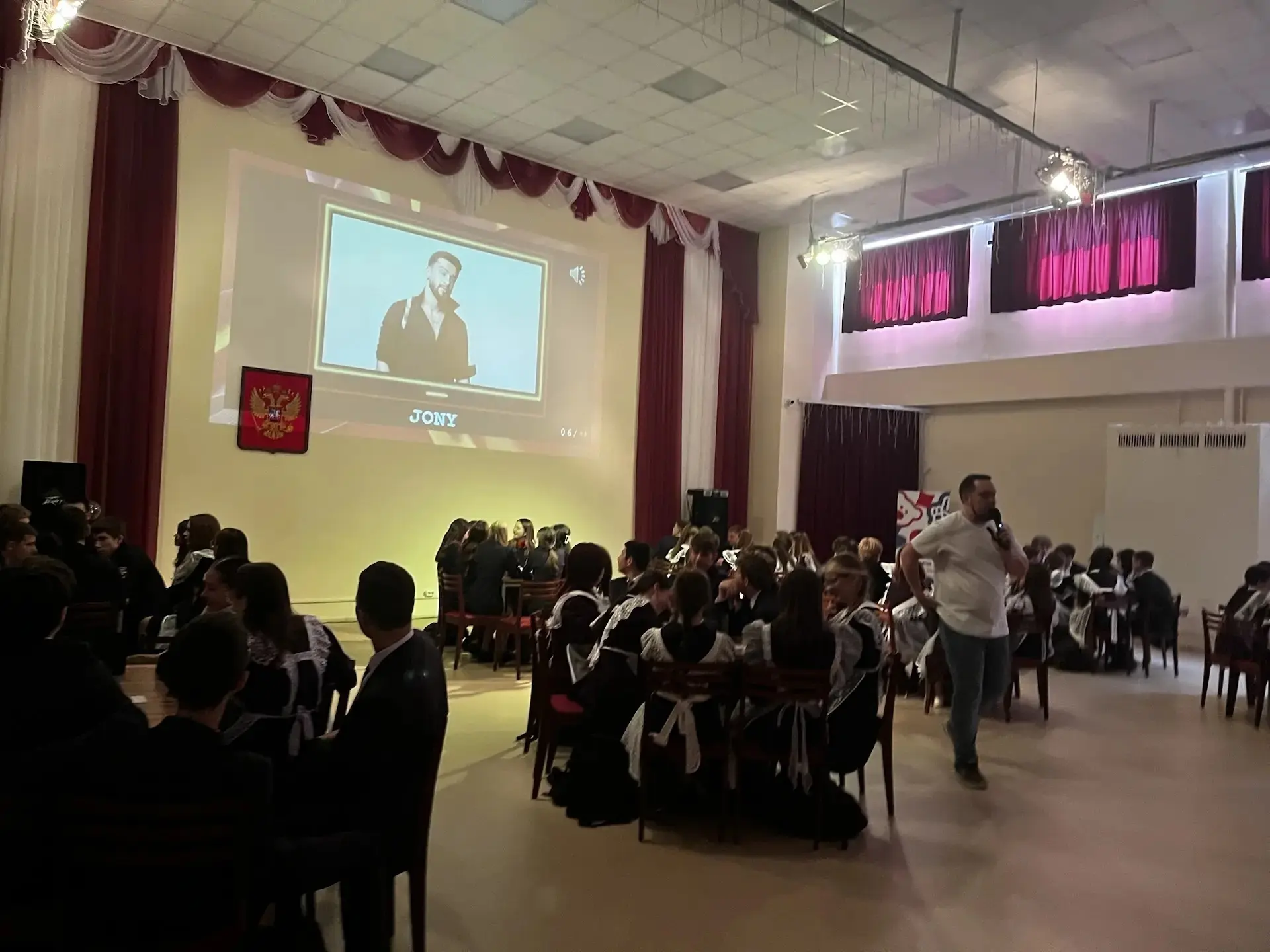 🇷🇺 Россия в сердце  ✅ 4 мая в нашей школе прошёл квиз "9 мая".  ✅Ребята ещё раз убедились, как много